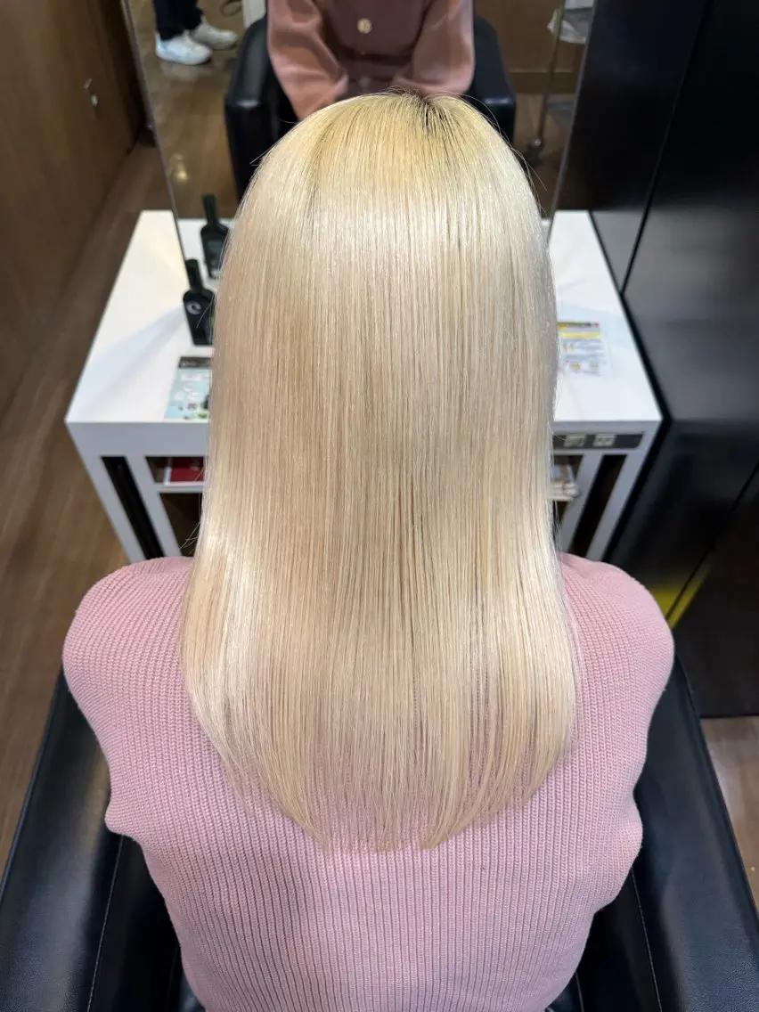 ミディアム ヘアカラー 丸山 亜加理のヘアスタイル