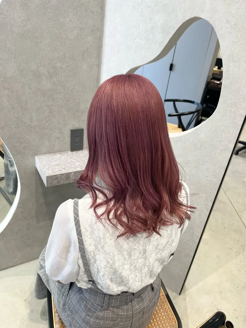 カラー 福島 果音のヘアスタイル