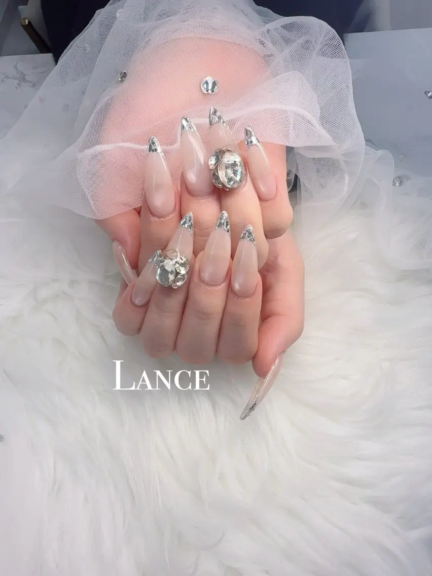 ネイル キラキラネイル 韓国ネイル ワンカラーネイル ワンホンネイル ハンドネイル Lance nailのネイルデザイン