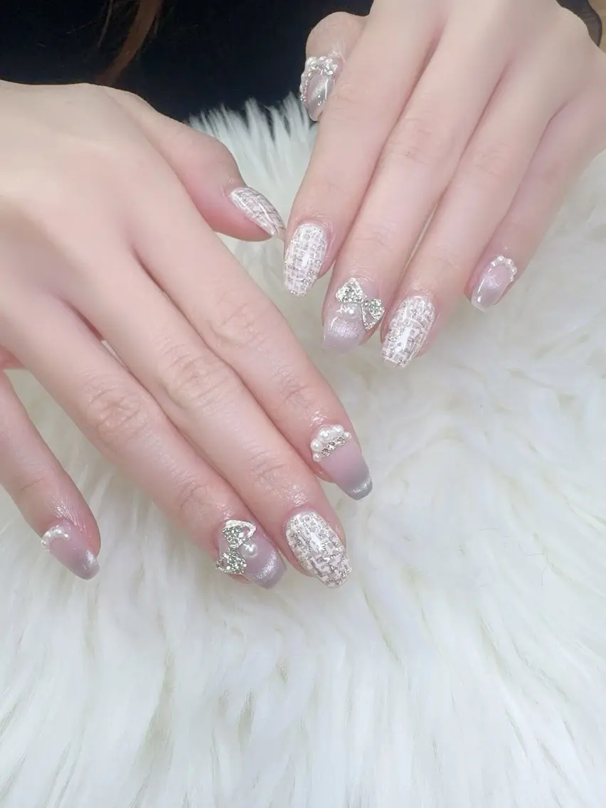 ネイル フレンチネイル 韓国ネイル マグネットネイル ニュアンスネイル オフィスネイル ハンドネイル Ha Nailのネイルデザイン