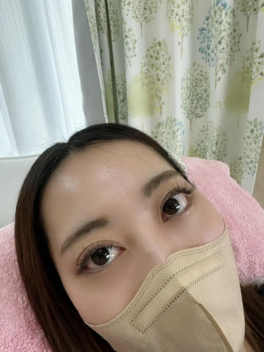 マツエク・マツパ フラットラッシュ 伊藤名紬 マツエク専門のマツエク・マツパデザイン