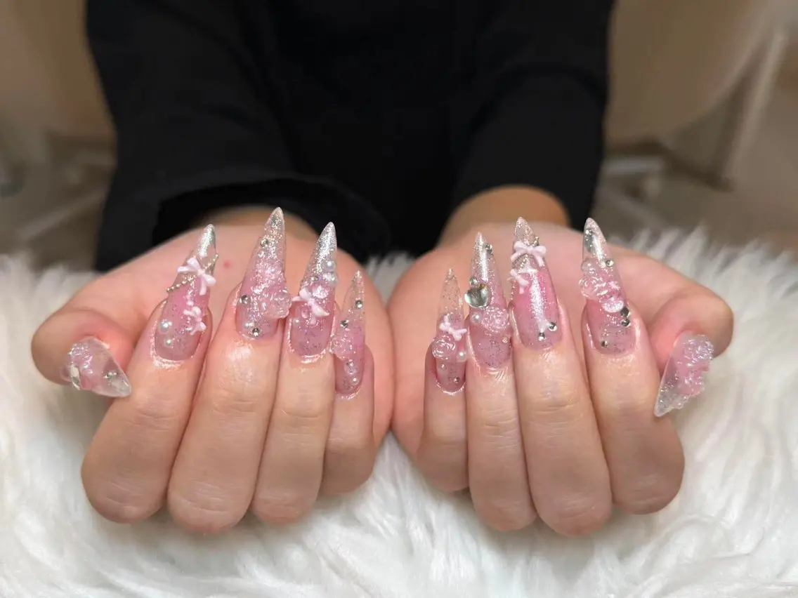 ネイル ハンドネイル NIE MoMoのネイルデザイン