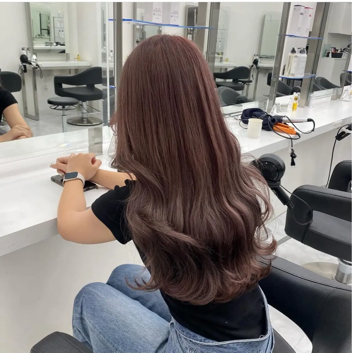 ミディアム カラー 🌟横浜THREE 店長担当🌟のヘアスタイル