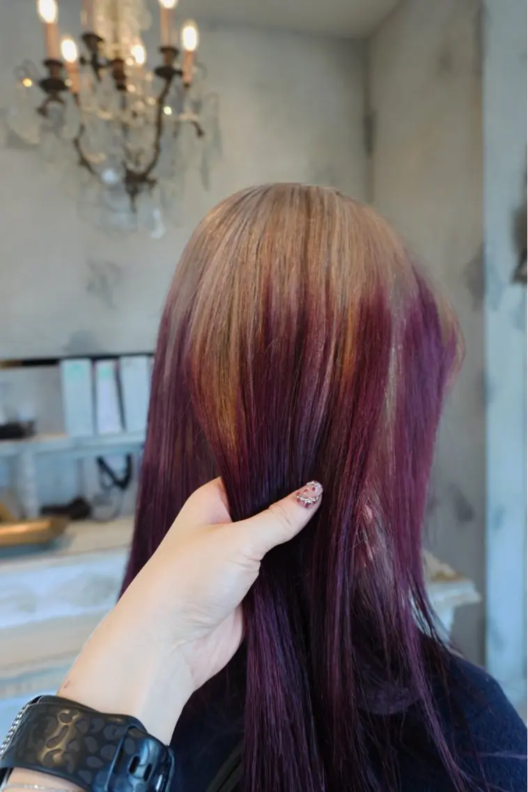 セミロング カラー デザインカラー なかやま れいかのヘアスタイル