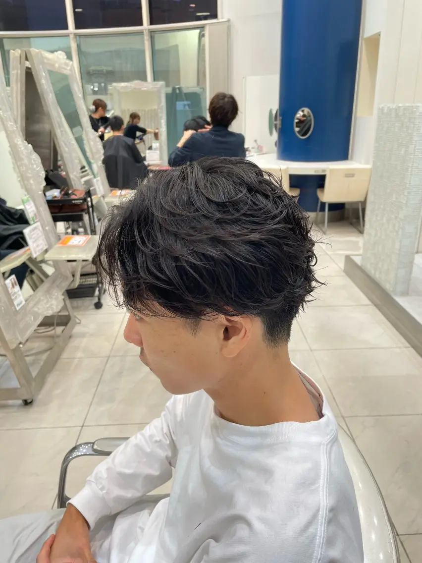 ショート パーマ カット パーマ トリートメント メンズパーマ特化 真栄平有希のヘアスタイル