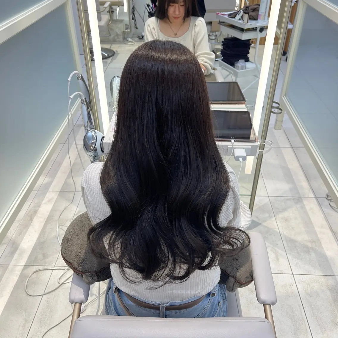 ロング カラー ヘアカラー トリートメント Hina🫧透明感 /上品/モテ🫧のヘアスタイル