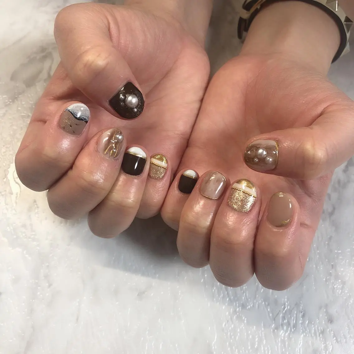 ネイル ハンドネイル 西岡 杏のネイルデザイン