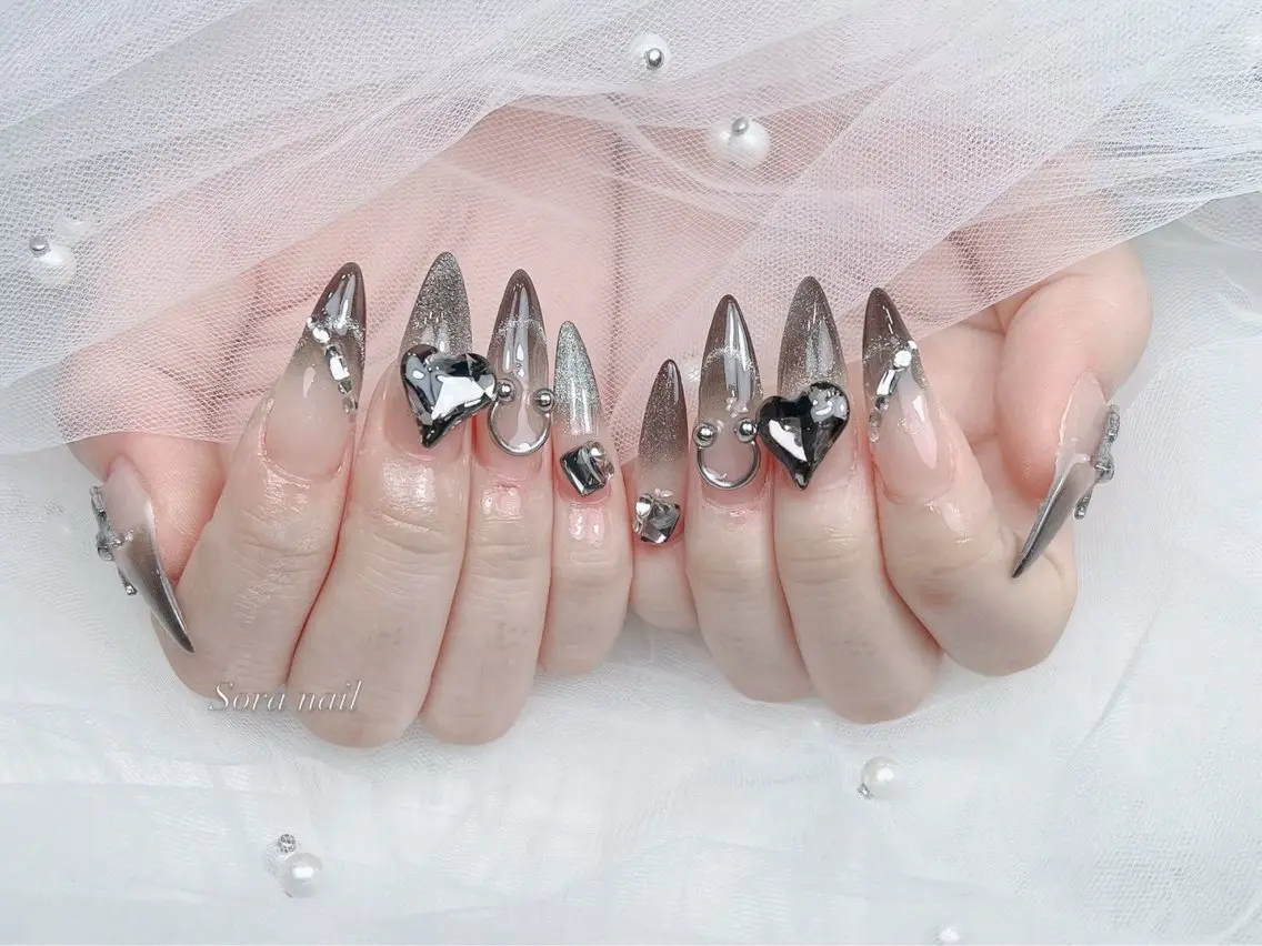 ネイル チークネイル 長さ出し フレンチネイル ジェルネイル ガーリー Sora  Nail Studioのネイルデザイン