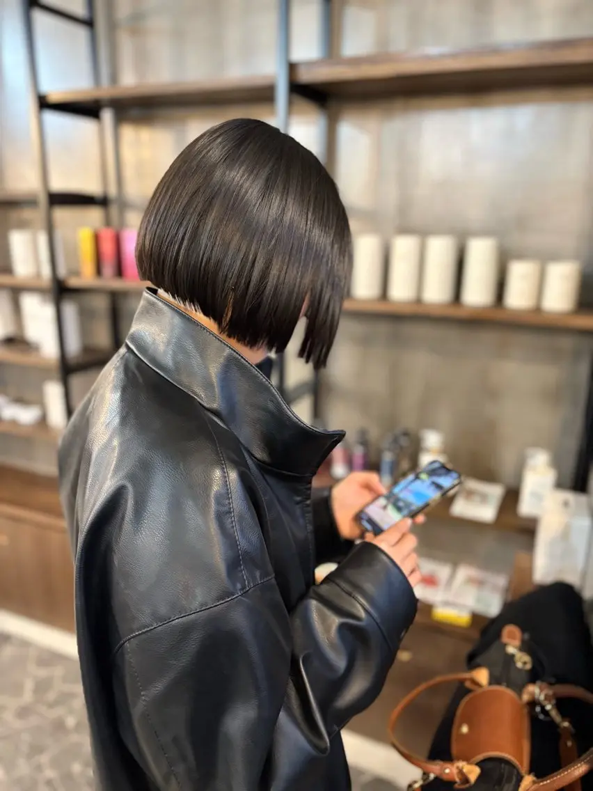 ショート ボブ 石崎 美帆のヘアスタイル