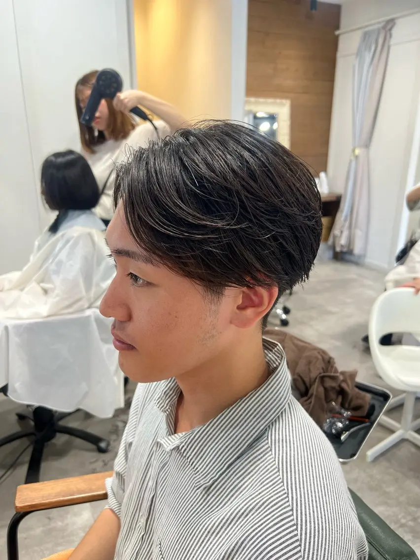 メンズ カット 透明感カラー 🫧ゆうしん/平尾のヘアスタイル