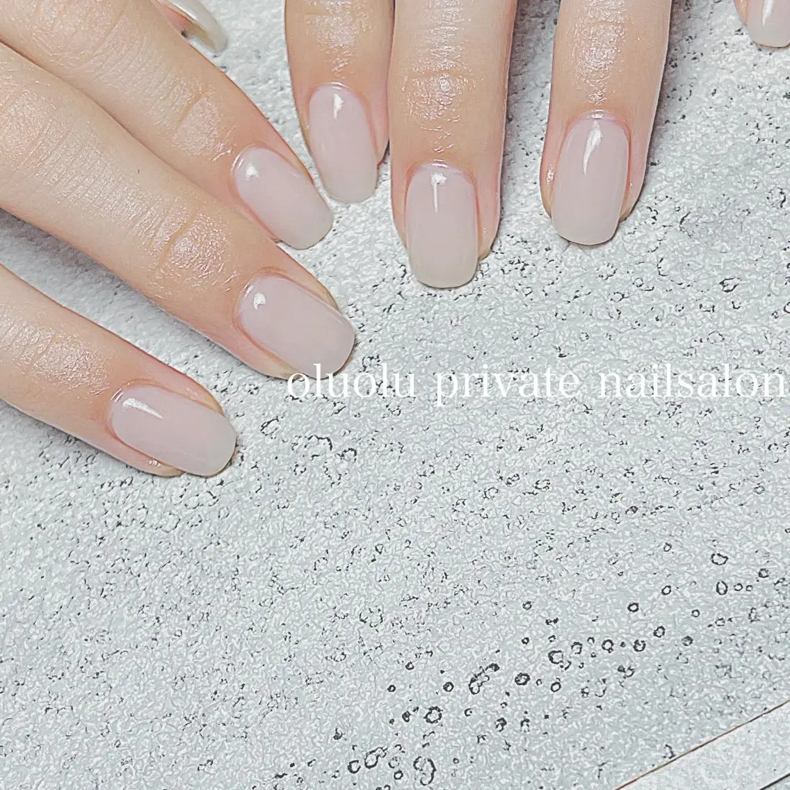 ネイル アートネイル フットネイル ニュアンスネイル ワンカラーネイル シンプルネイル 大村 紬華のネイルデザイン