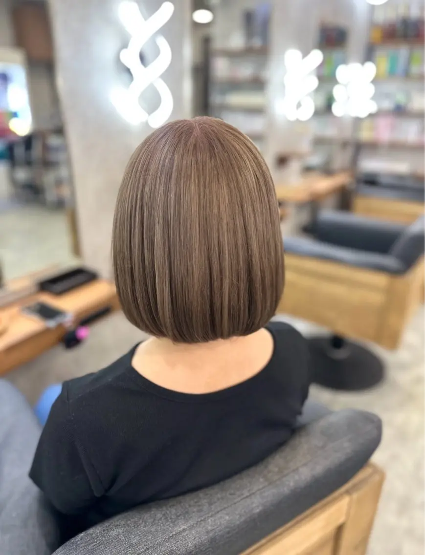 ショート ヘアカラー MOURI CHISATOのヘアスタイル