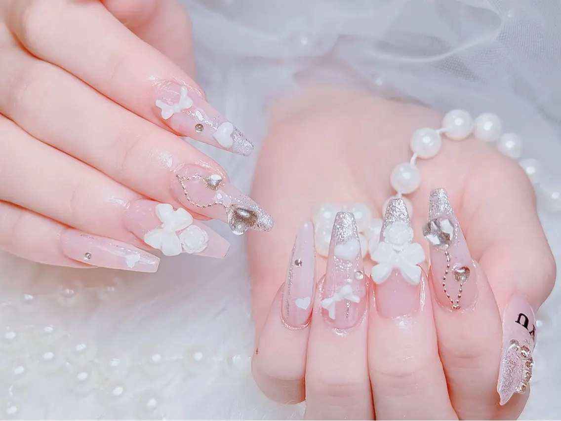 ネイル チークネイル 長さ出し フラッシュネイル フレンチネイル グラデーション ハンドネイル AN NAIL 高田馬場のネイルデザイン