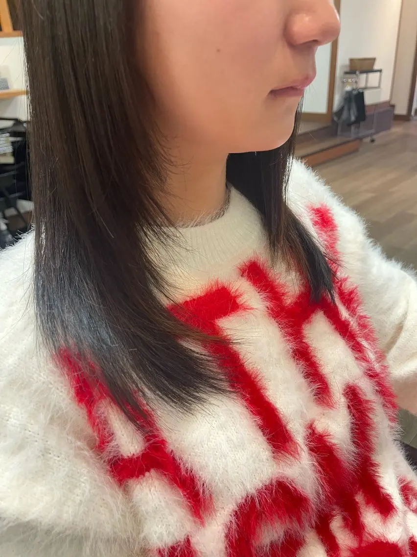 ロング レイヤーカット chill out 甲斐千尋のヘアスタイル