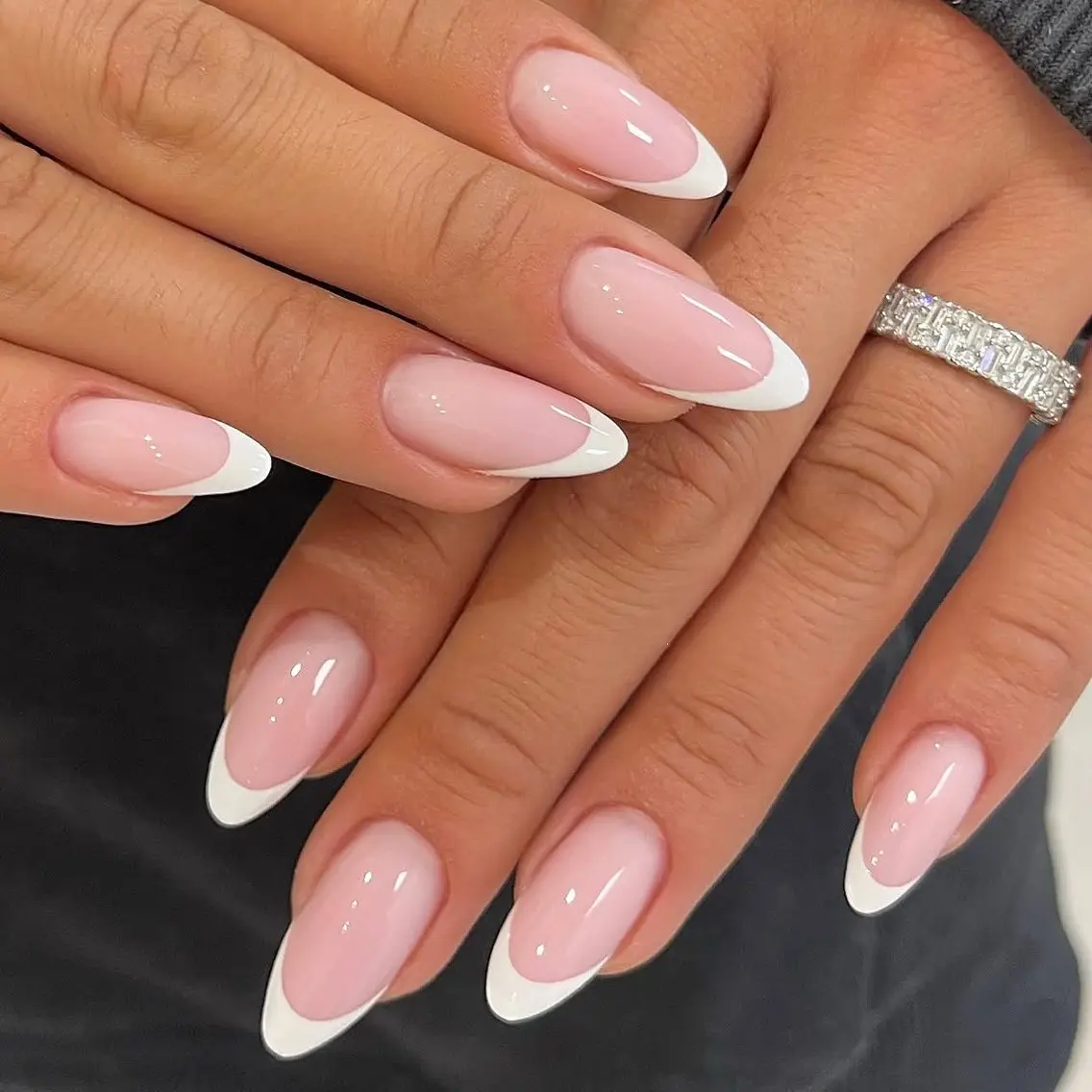 フレンチネイル💅(オフなし)の写真