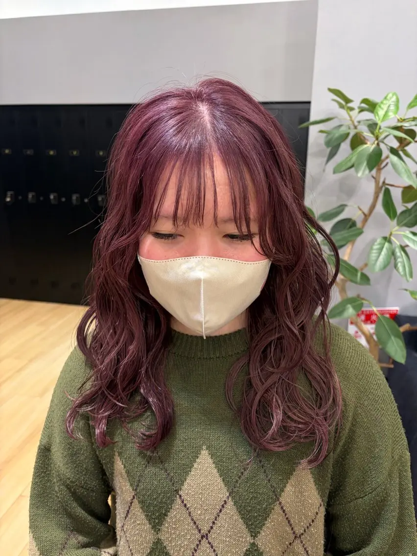 ロング 久保 佳乃のヘアスタイル