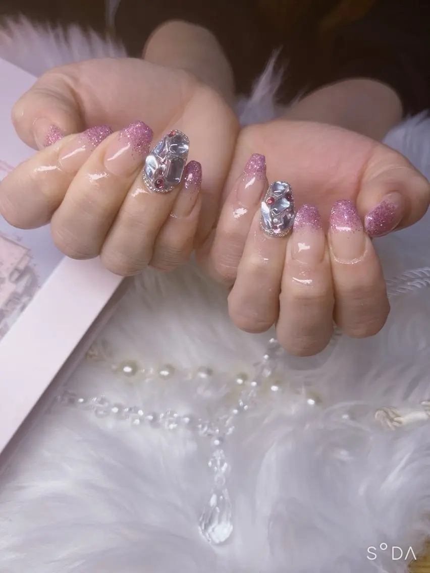 ネイル ハンドネイル CARAT カラットのネイルデザイン