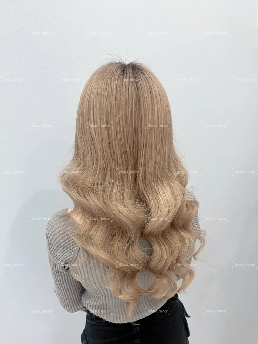 ロング ヘアアレンジ ヨシンモリ Hairset minoriのヘアスタイル