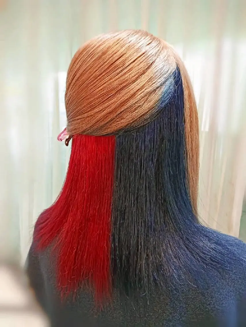 カラー ダブルカラー ARVELAhair essenceのヘアスタイル