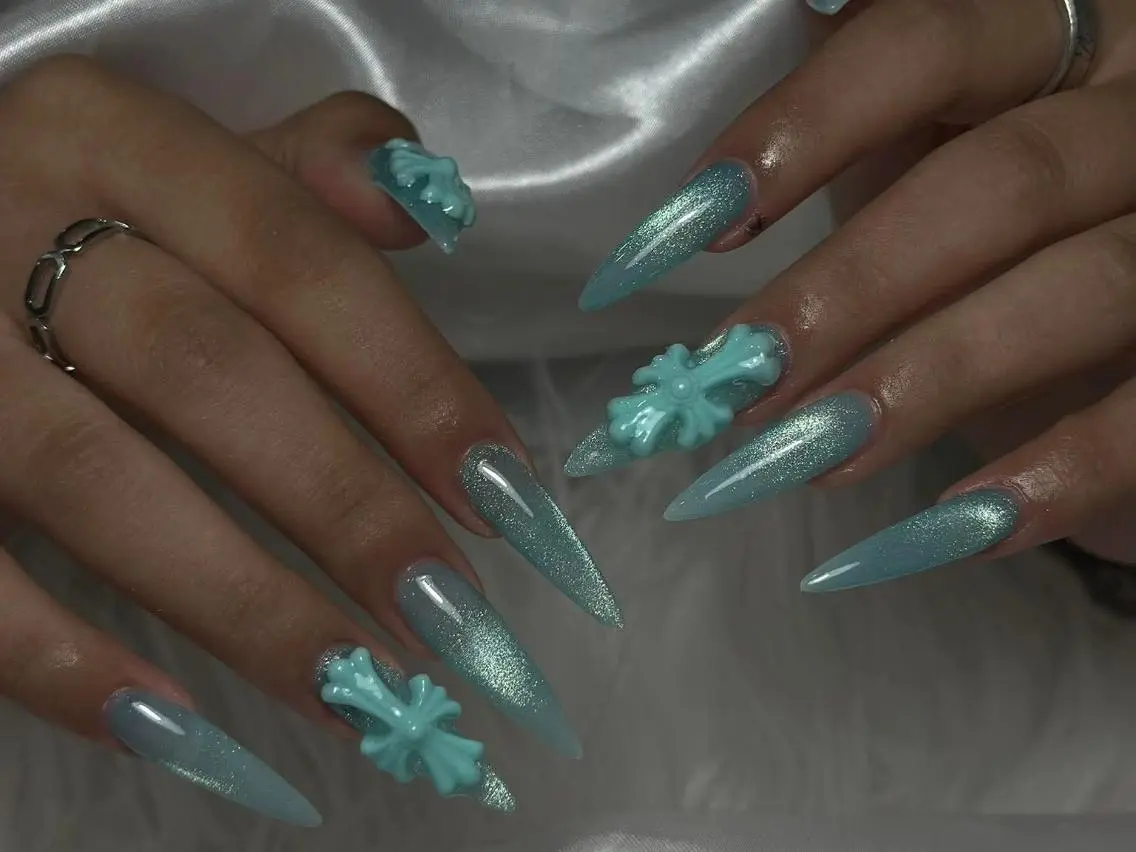 ネイル オーロラネイル 長さ出し フットネイル フレンチネイル ジェルネイル YUNA Belle Nail 池袋のネイルデザイン