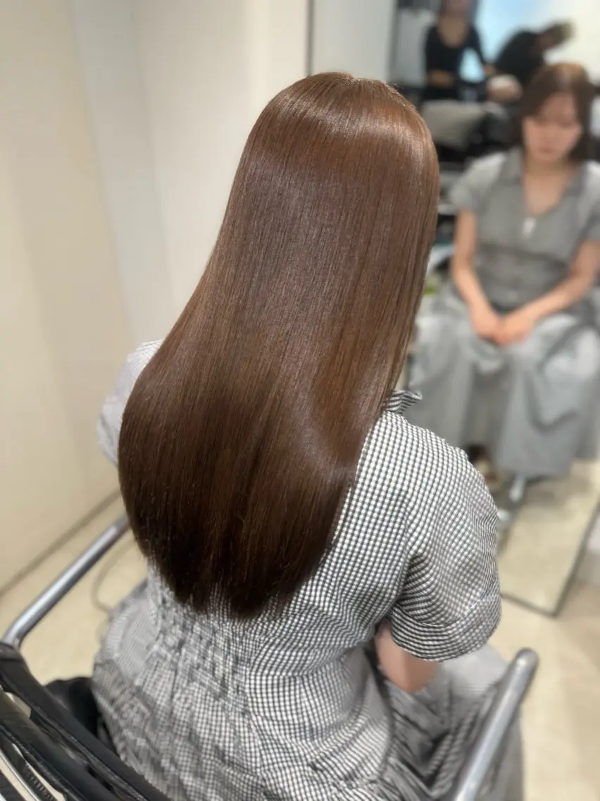 ロング カラー パーマ ヘアアレンジ ヘアカラー 透明感/オリーブ/ グレージュ/YUKAのヘアスタイル