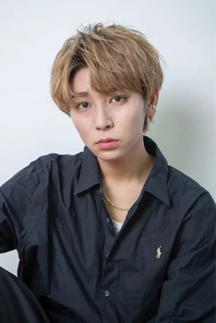カラー ブリーチ ツイスパ特化 TOSHIYAのヘアスタイル