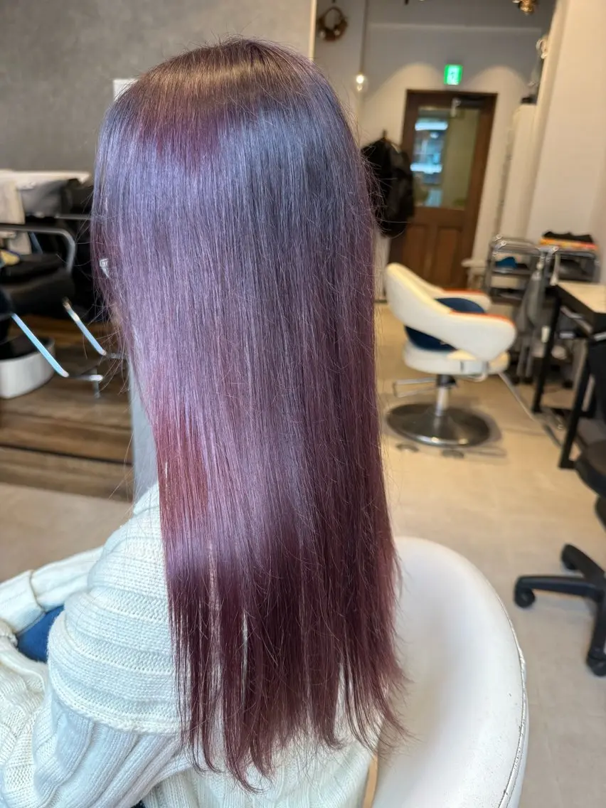 ロング カラー イルミナカラー ヘアカラー 高石 乃愛のヘアスタイル