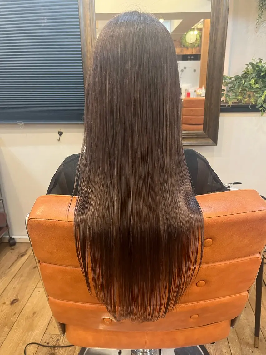 ロング ⚪️髪質改善 縮毛 店長 コウ⚪️のヘアスタイル