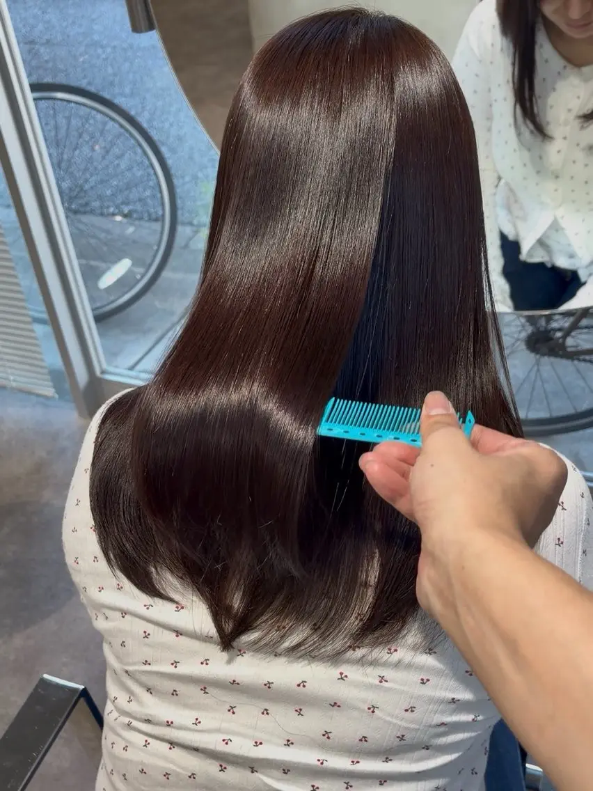 ロング カラー 髪質改善 トリートメント カット ヘアカラー トリートメント 城慎太郎 大濠/レイヤーカットのヘアスタイル