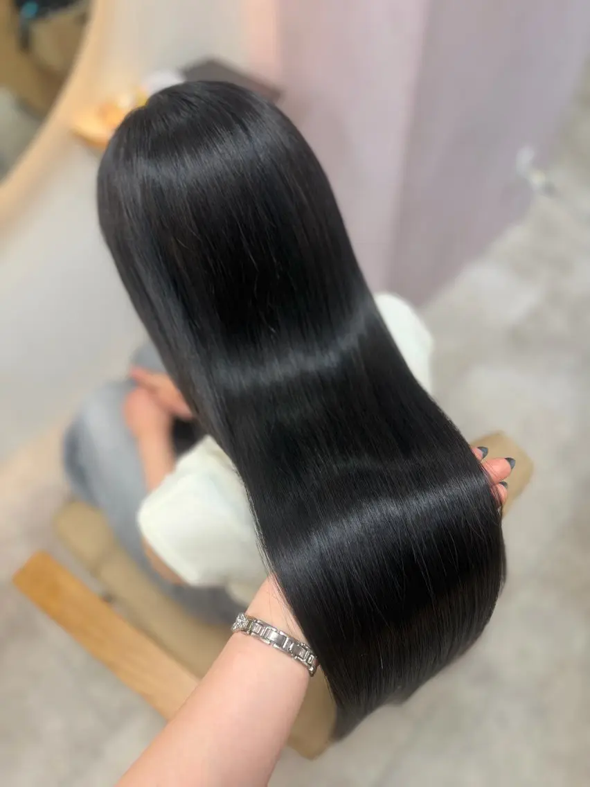 ロング ヘアカラー トリートメント まこと /髪質改善のヘアスタイル