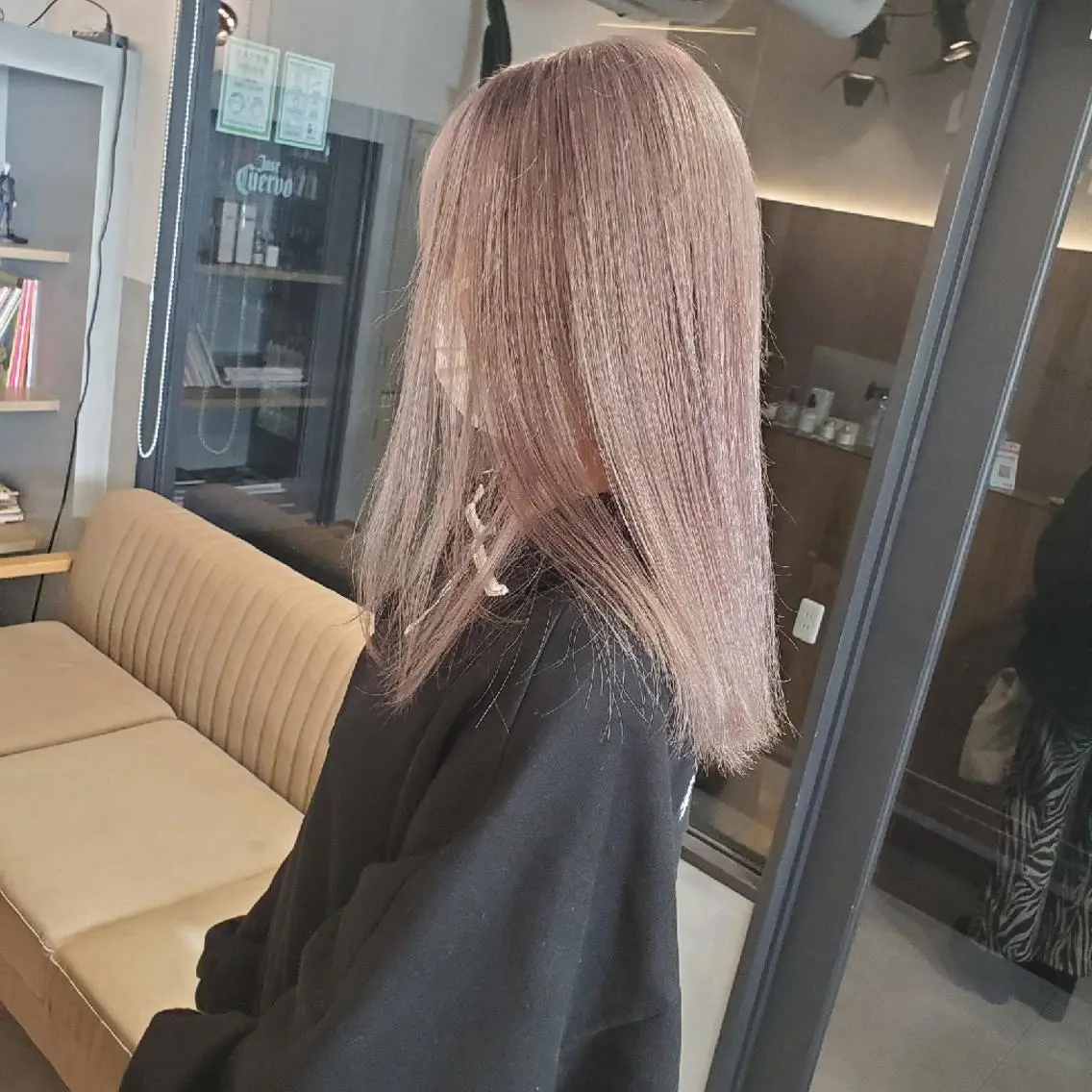セミロング カット ヘアカラー トリートメント ✨本日空きあります✨ 遠田コウヘイ🌟のヘアスタイル