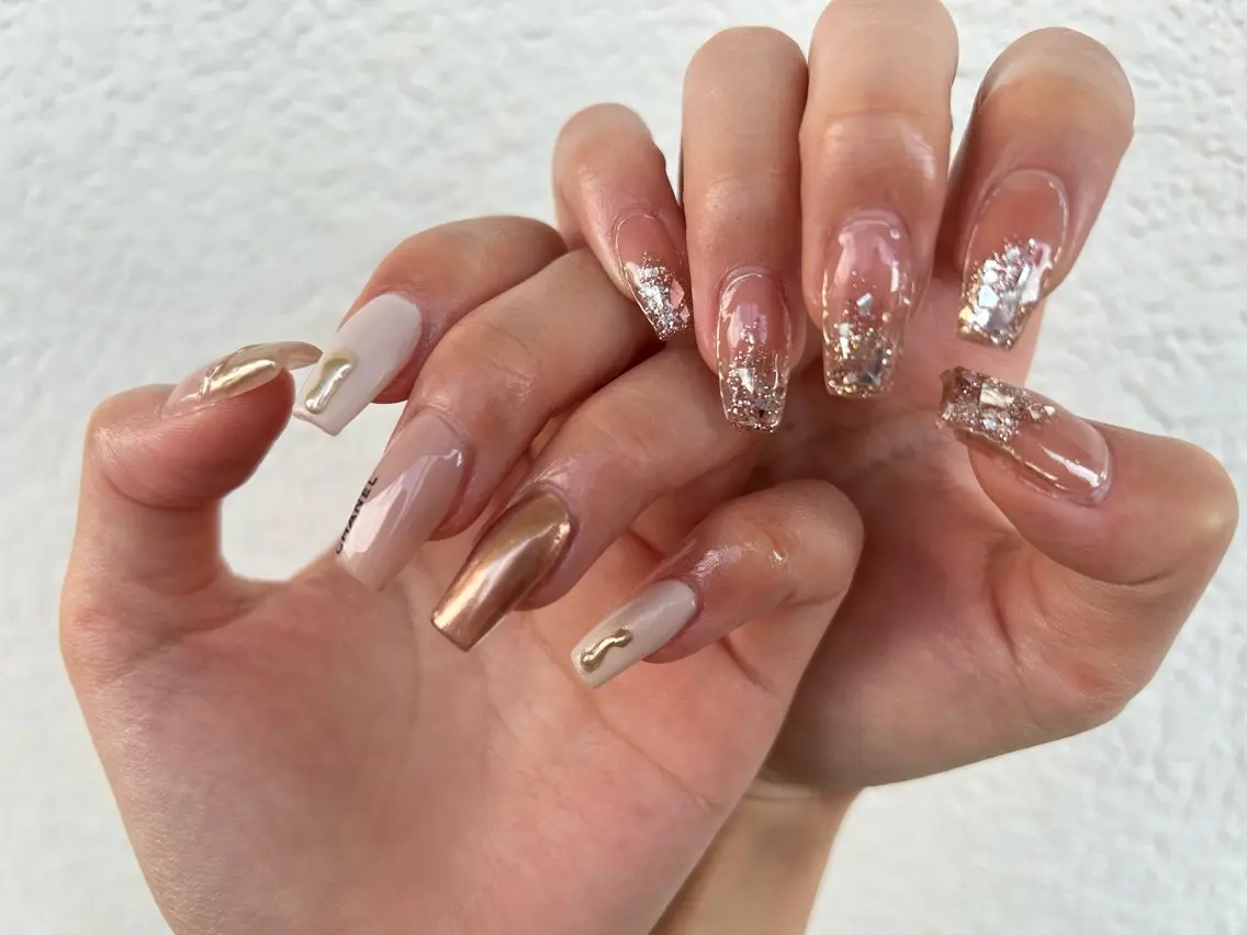 セミロング ネイル ハンドネイル ✴︎ Delightのネイルデザイン