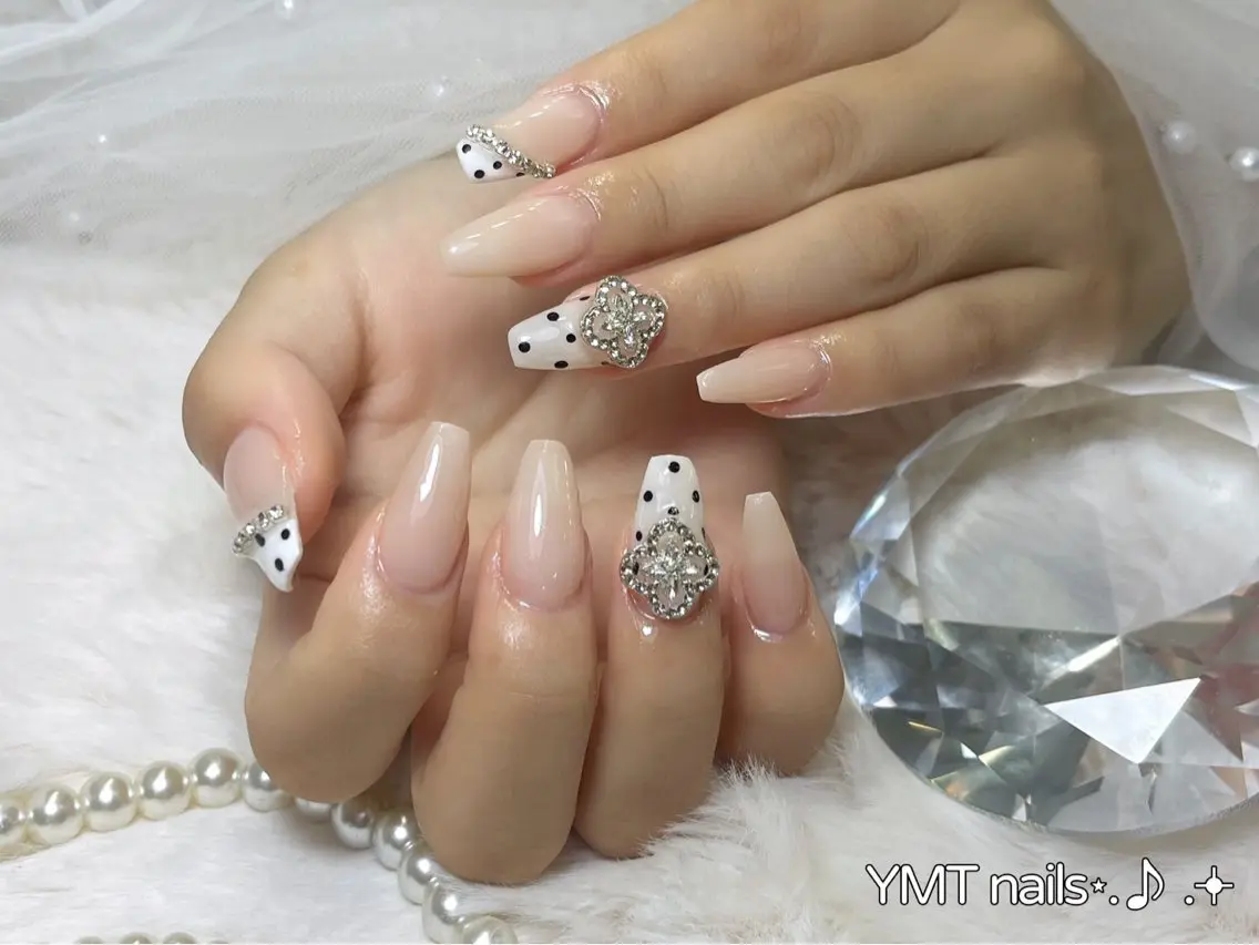 ネイル mochi nailsのネイルデザイン
