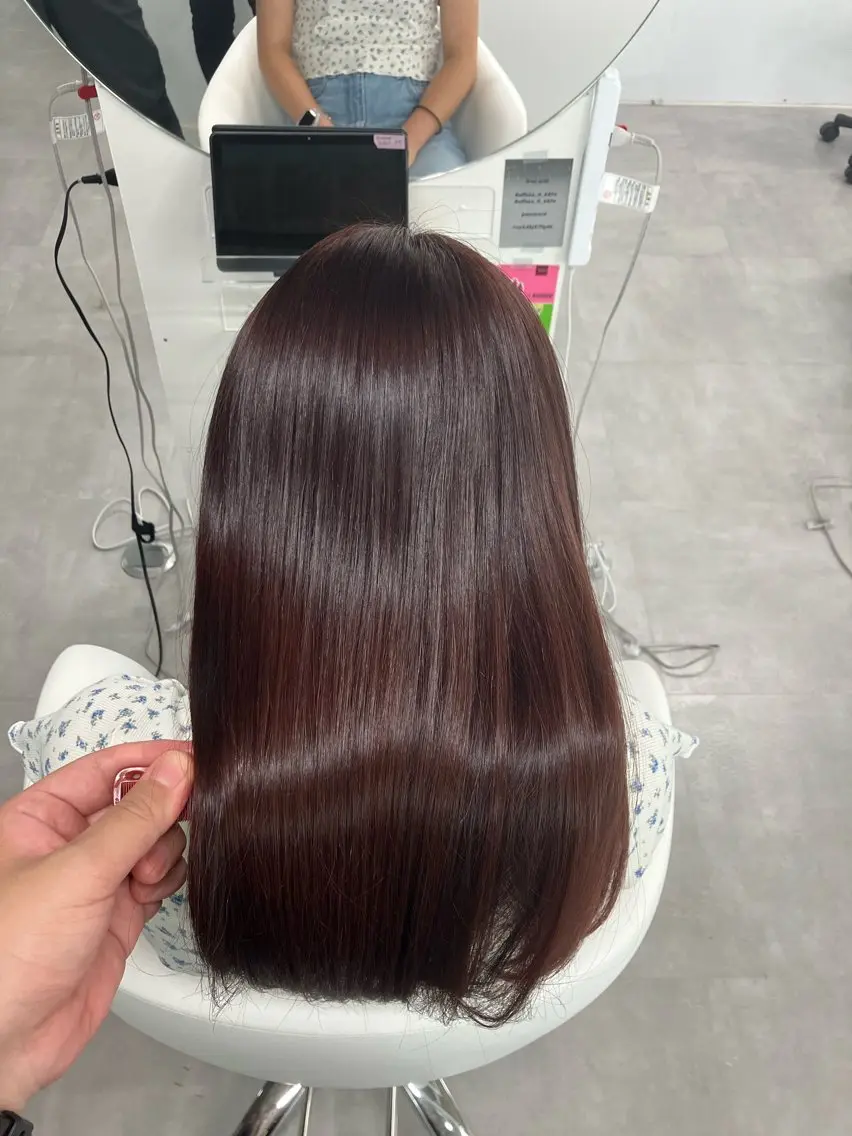 ロング カラー ヘアカラー トリートメント door white hideのヘアスタイル