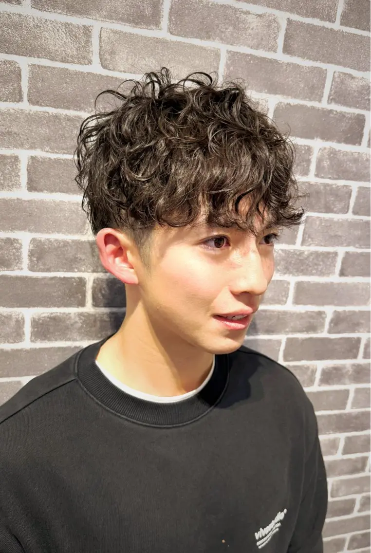 メンズ メンズパーマ 波巻きパーマ SHINYHAIR DaiCeのヘアスタイル