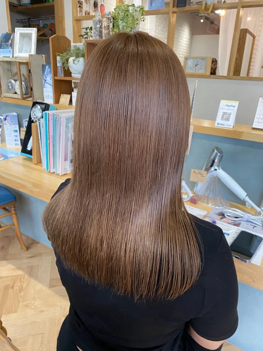 セミロング ヘアカラー トリートメント merc.🪸🫧 土居春菜のヘアスタイル