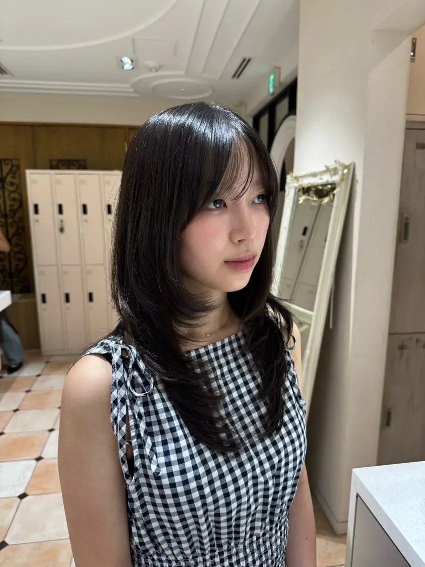 セミロング 大内 杏珈のヘアスタイル