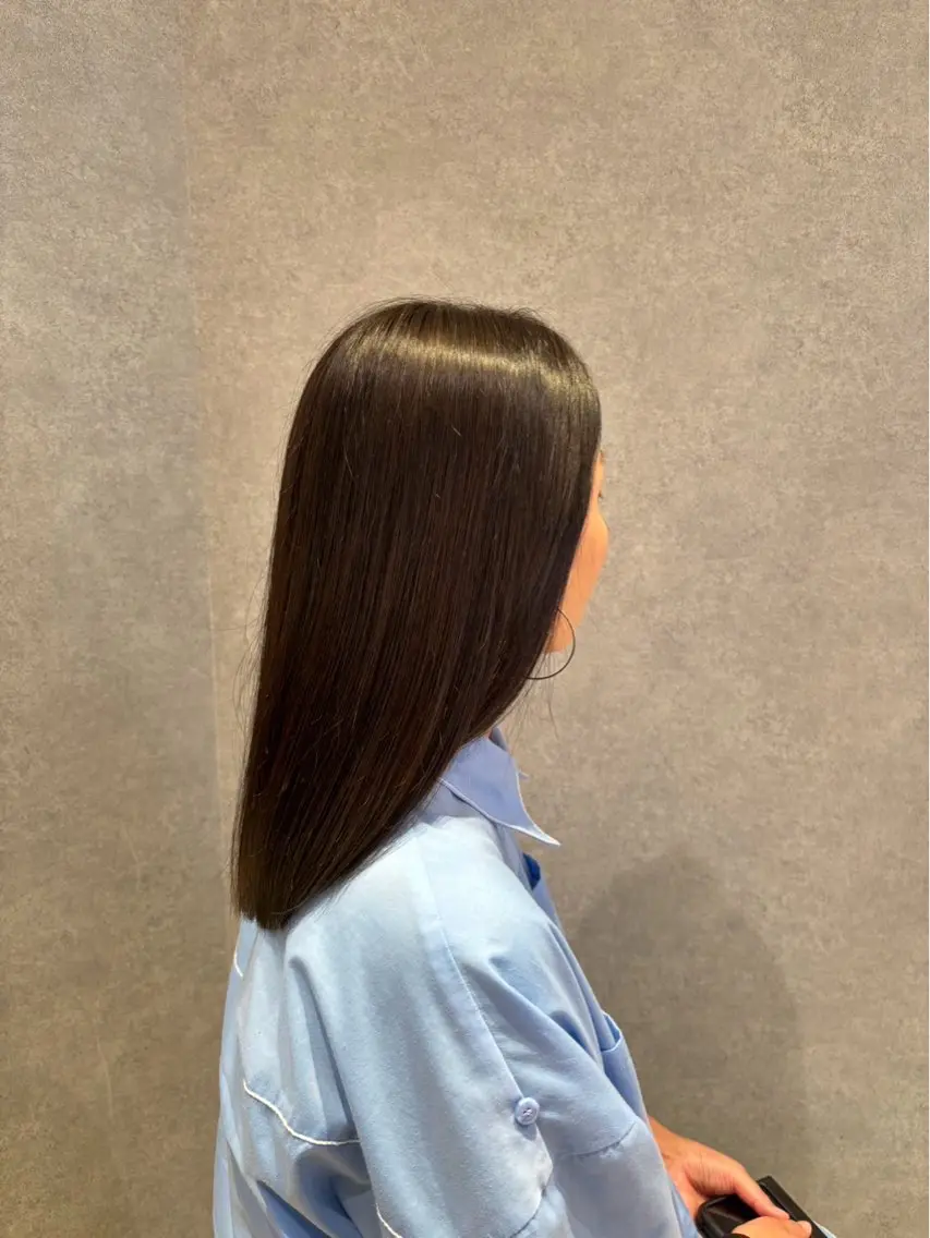 ミディアム カラー カットモデル𓍲横堤 🫧秋積日向のヘアスタイル