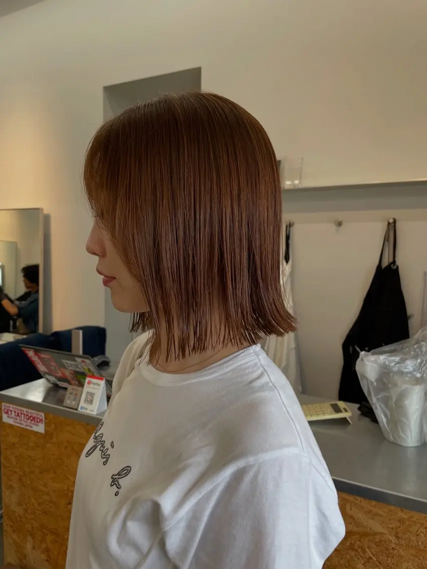ミディアム カラー カット ヘアカラー トリートメント 宮本 祥生のヘアスタイル