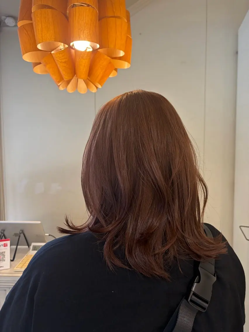 ミディアム カット ヘアカラー NICCOLO室見 Erinaのヘアスタイル