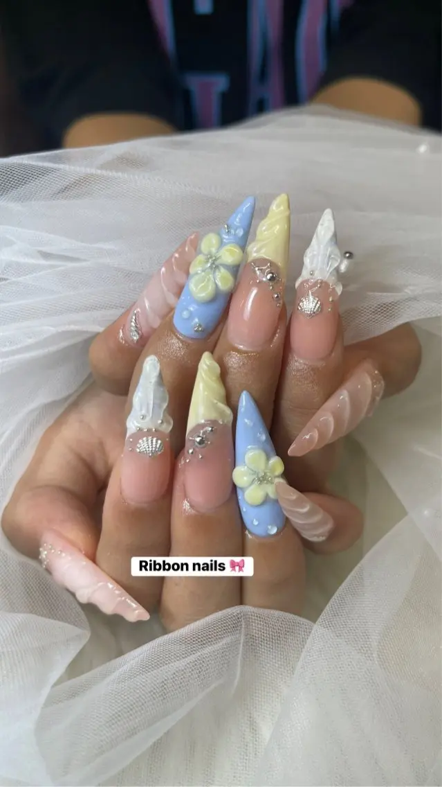 ネイル ハンドネイル NiJi Nailsのネイルデザイン
