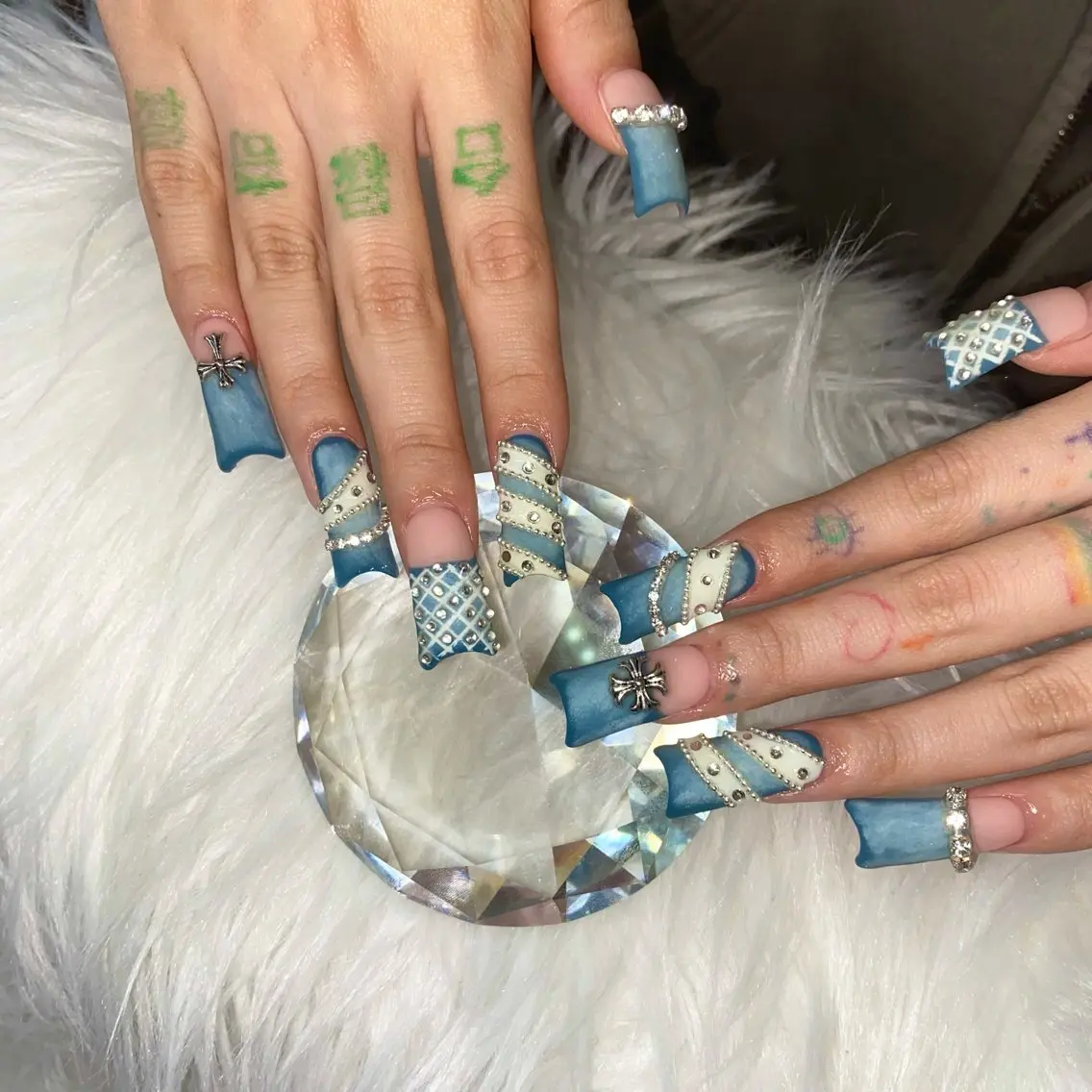ネイル ハンドネイル ♛︎BARON♛︎ ERINAのネイルデザイン