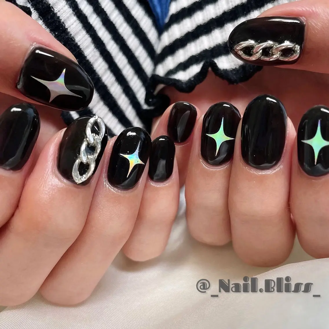 ネイル キラキラネイル ハンドネイル NAIL BLISSのネイルデザイン