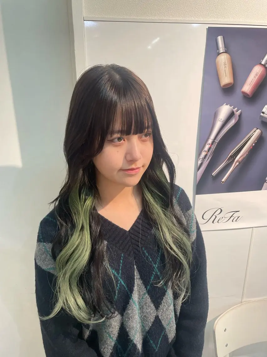 ロング カット ヘアセット 個性派✴︎ジャケ写 ネイル🦋mire-のネイルデザイン