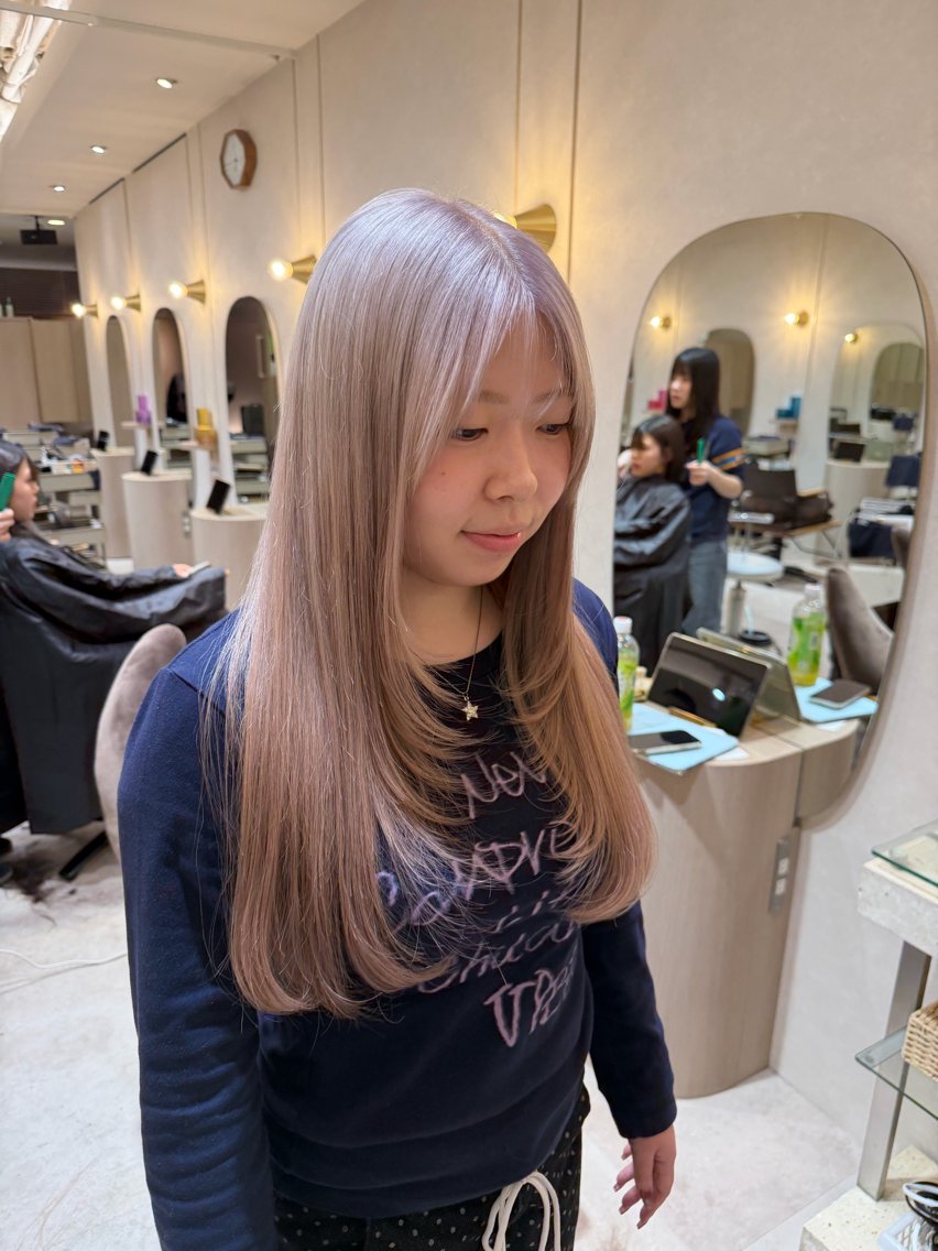 ロング 【yuni】 コタロウのヘアスタイル