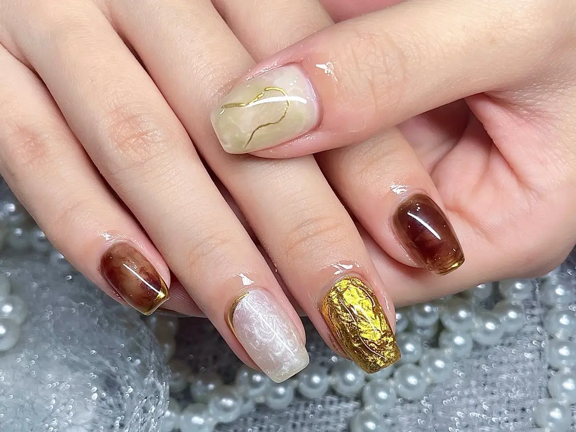 ネイル 長さ出し フットネイル フレンチネイル ジェルネイル ガラスフレンチ More Glam渋谷店のネイルデザイン