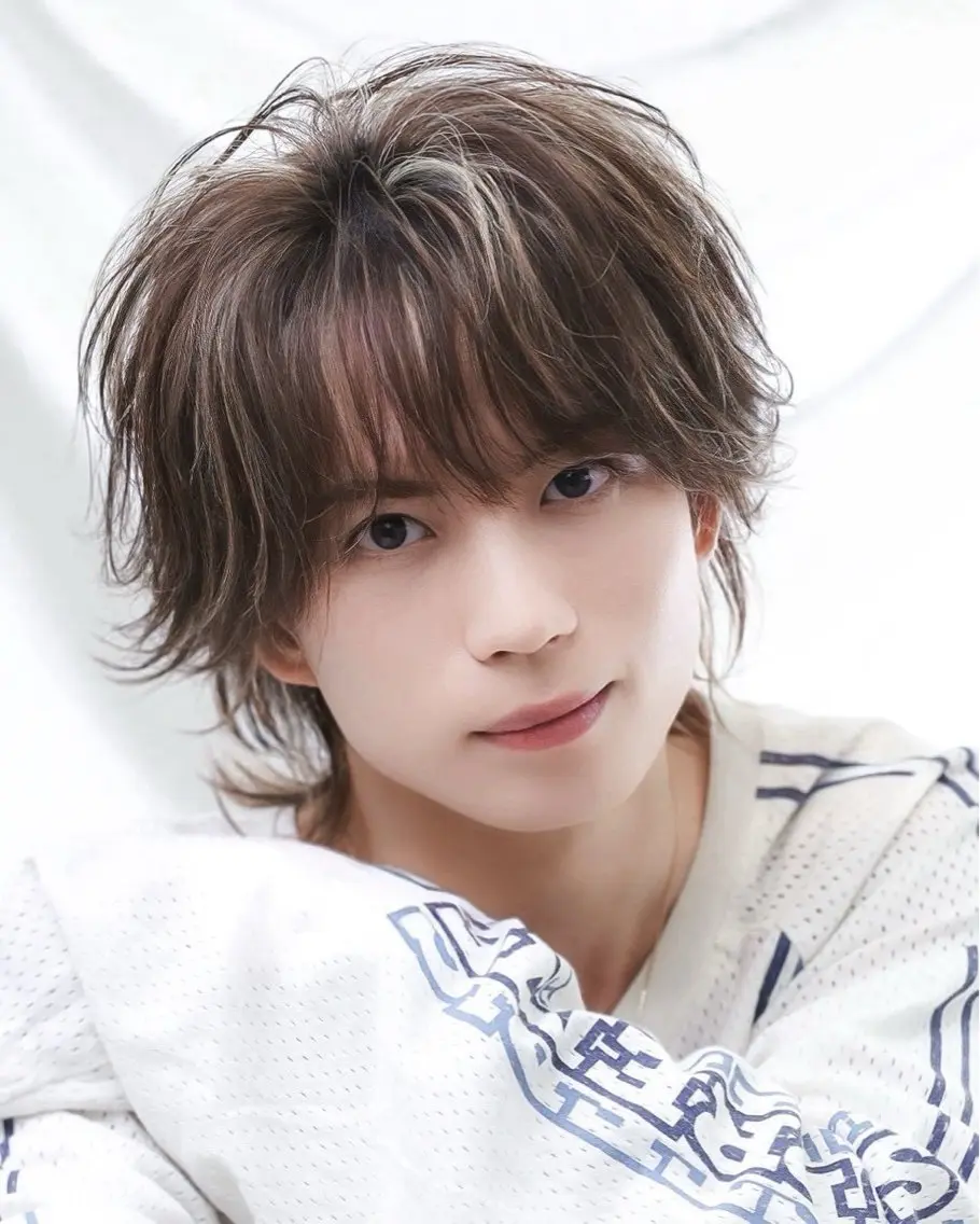 ミディアム ヘアカラー 角戸 嵐のヘアスタイル