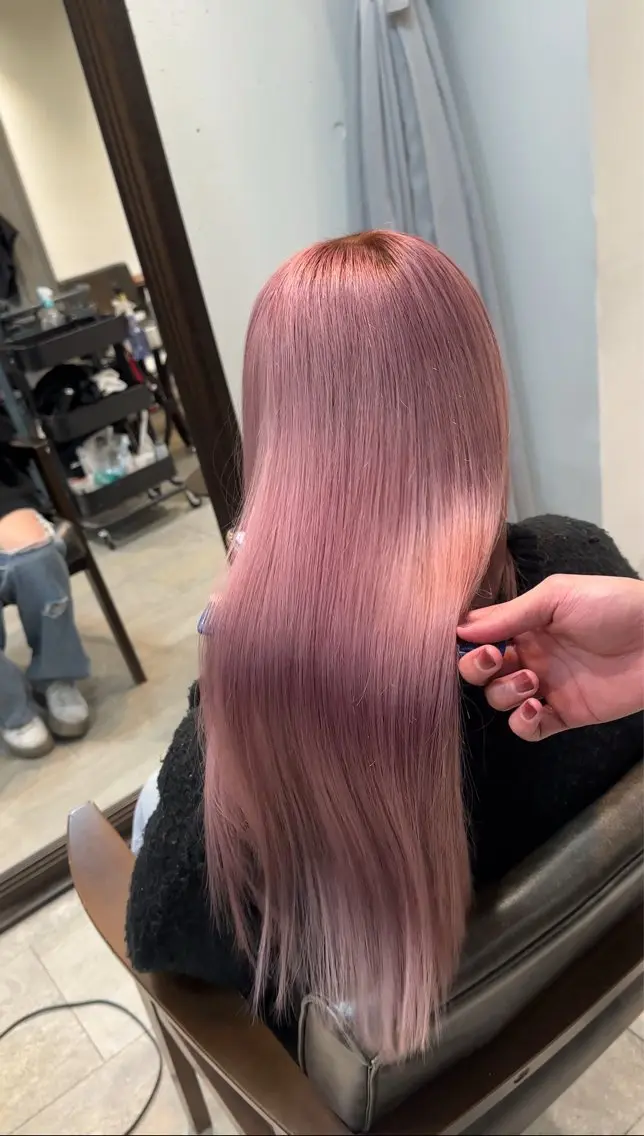 ミディアム カラー パーマ ヘアアレンジ ヘアカラー トリートメント ブリーチカラー🤍 颯馬🐈‍⬛のヘアスタイル