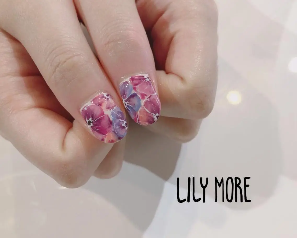 ネイル フラワーネイル Lily closetのネイルデザイン