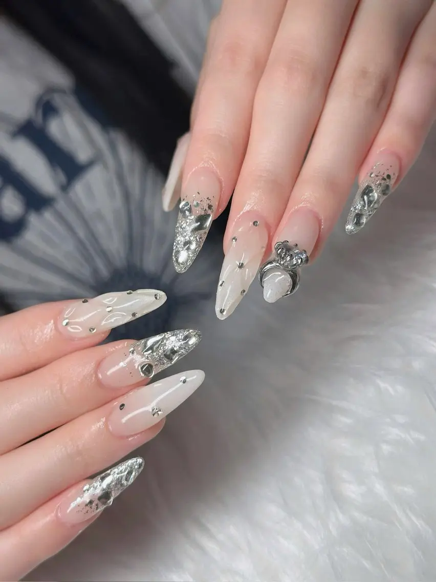 ネイル オーロラネイル フレンチネイル ジェルネイル ハロウィン 韓国ネイル ハンドネイル H.baby Nail Salonのネイルデザイン